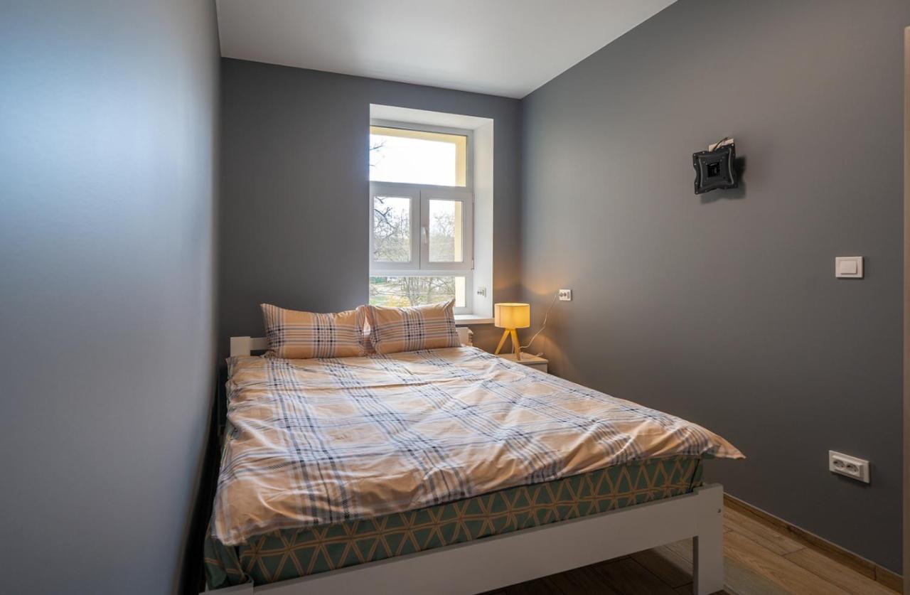 Apartment In The Heart Of Chernigov Bagian luar foto